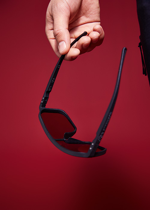 The frames of the cycling glasses are 3d printed in Switzerland.
