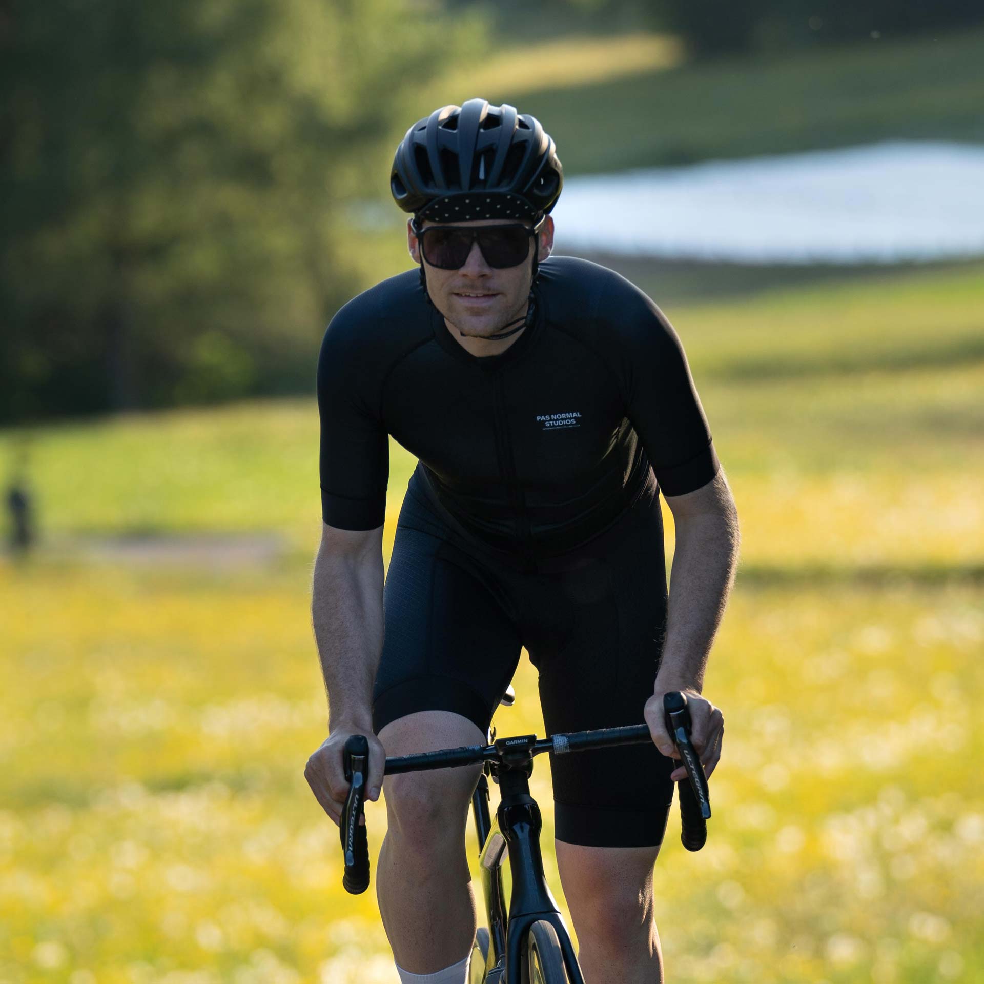cycling-glasses-ileve-district-swiss-made-3d-No1-vio-men-1