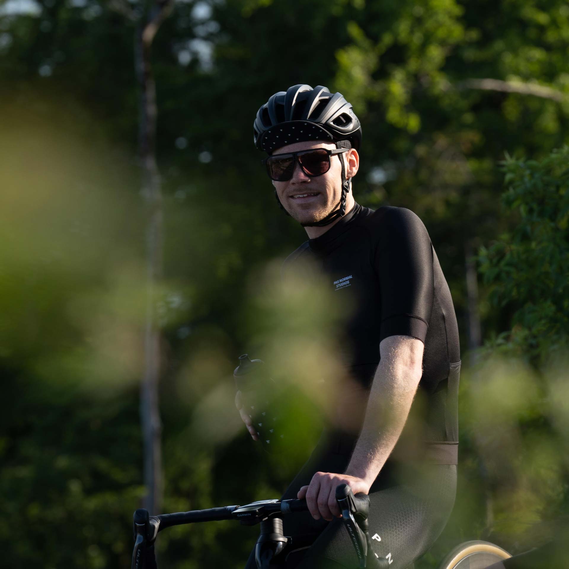 cycling-glasses-ileve-district-swiss-made-3d-No1-vio-men